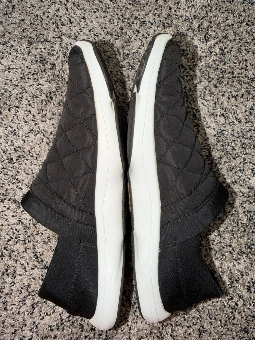 Peluva Toe Shoes Zen Black Quilted Men’s Size 10